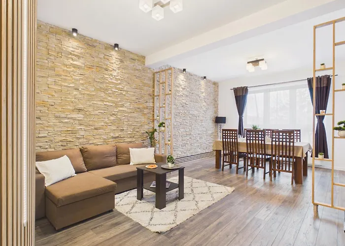 Popularna 38 Comfort By Solarento * Varšava